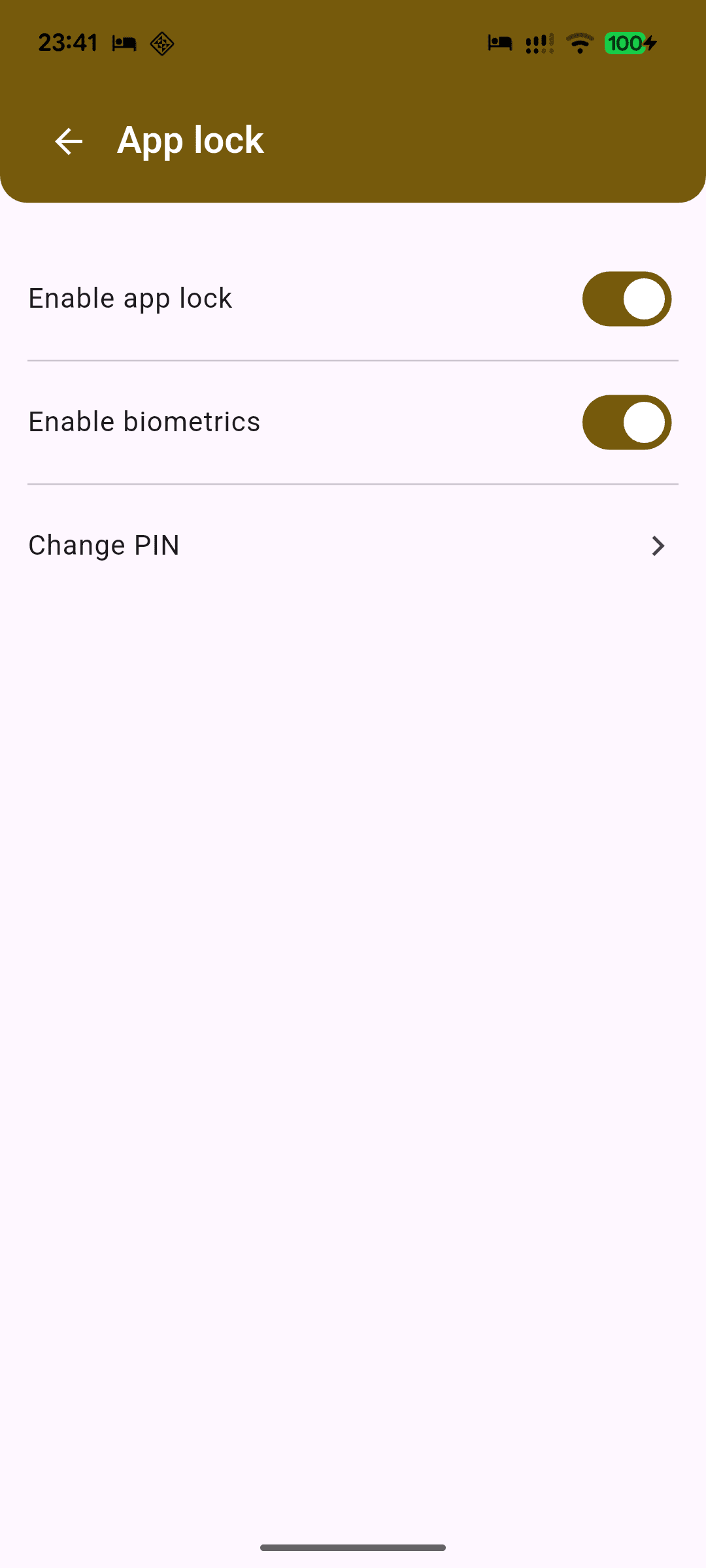 [SCREENSHOT: App lock]
